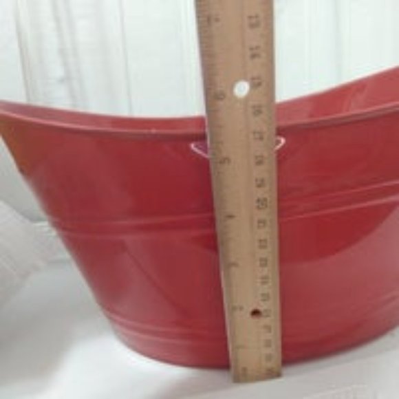 Lot of 34 Plastic round storage baskets and buckets for cleaning and organizing. - Picture 6 of 16